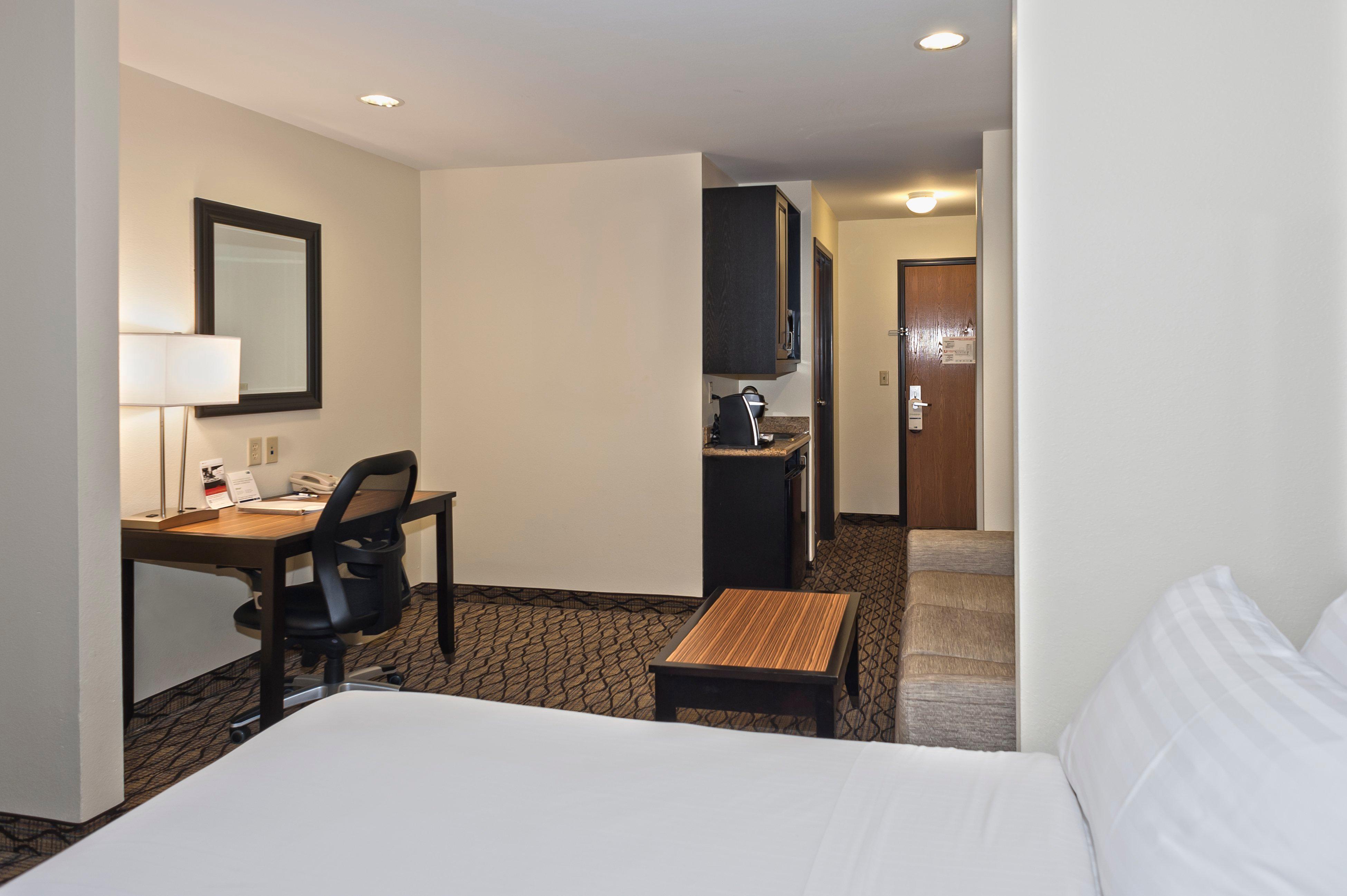 Holiday Inn Express Hotel & Suites Chanhassen By Ihg Exterior foto