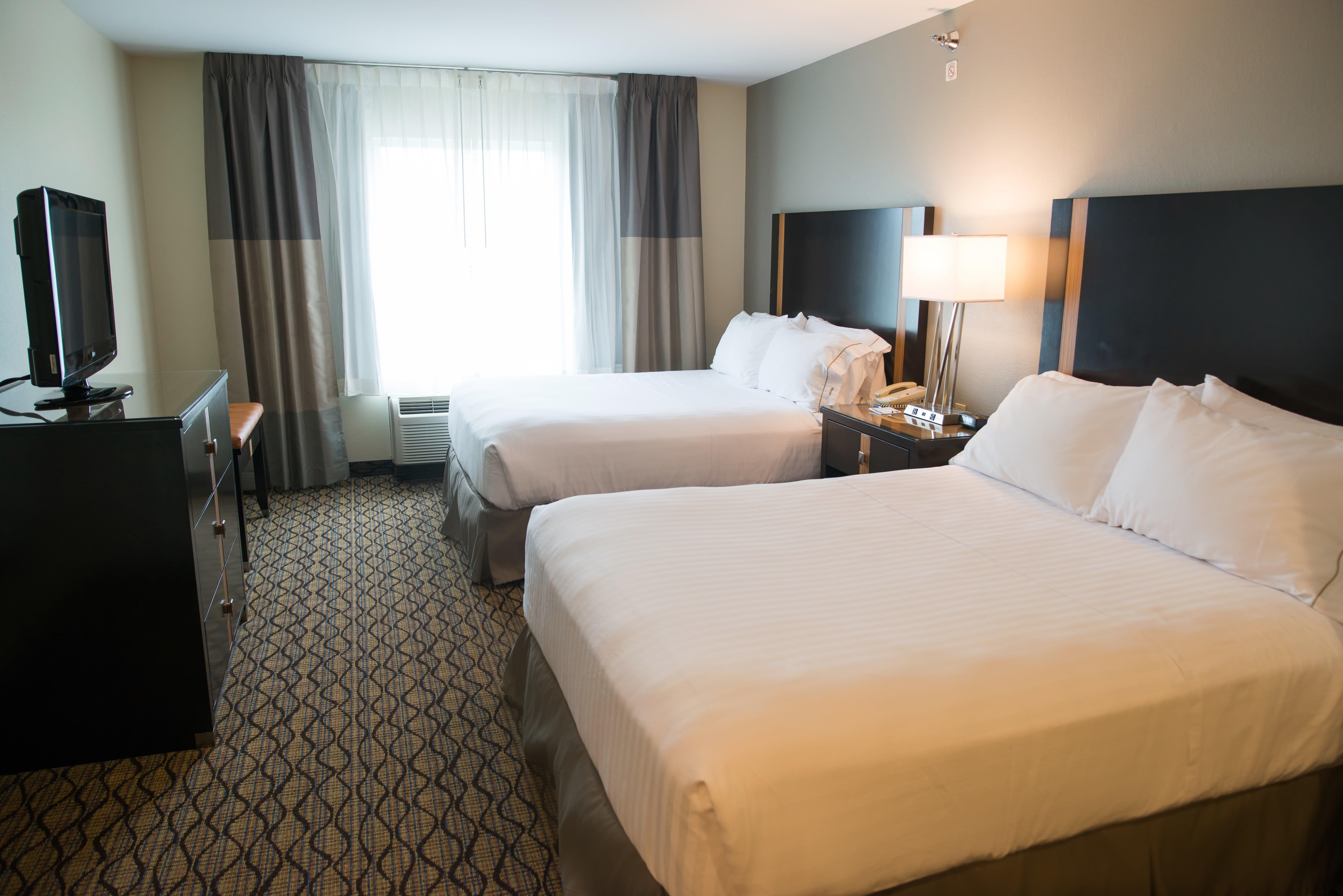 Holiday Inn Express Hotel & Suites Chanhassen By Ihg Exterior foto