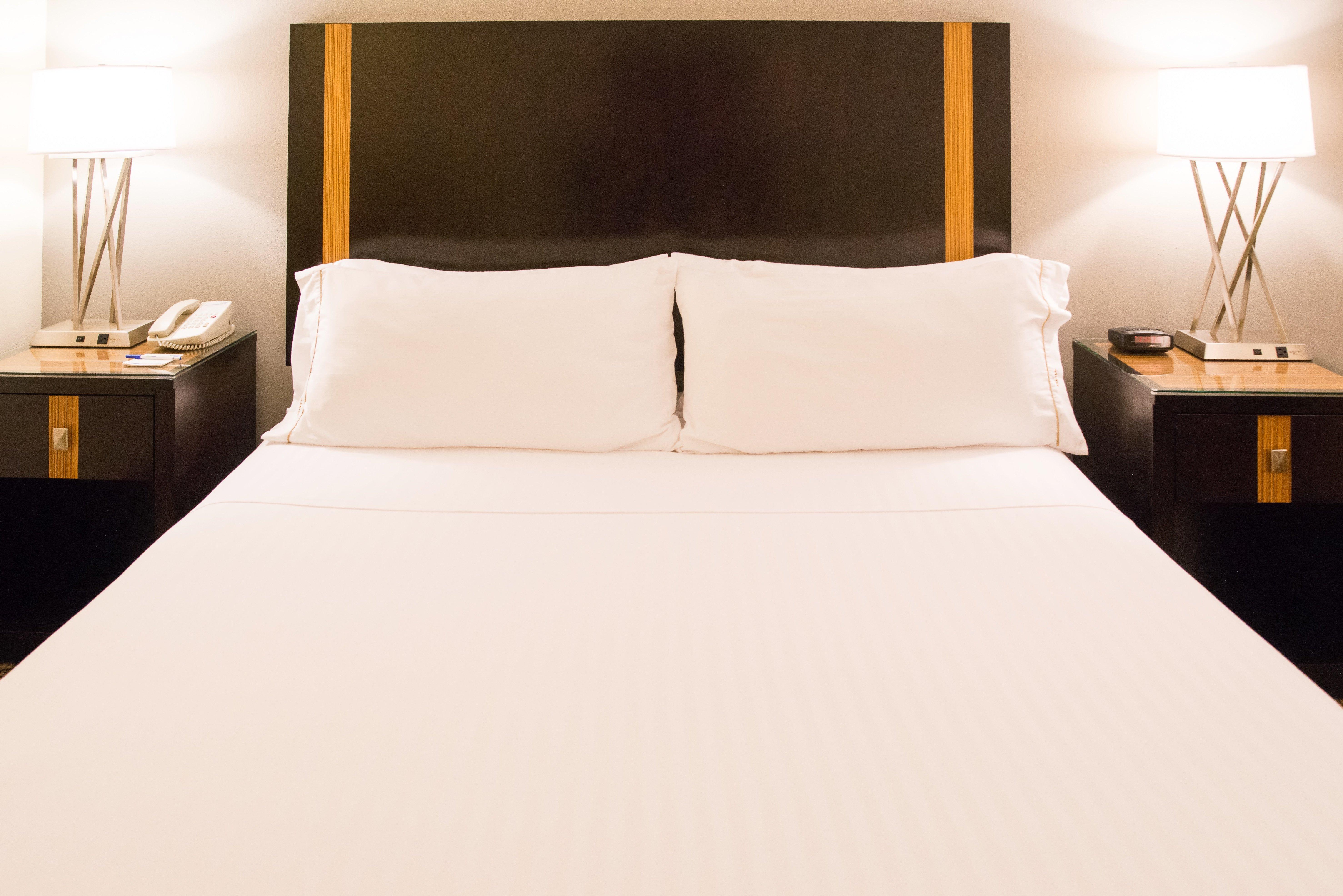 Holiday Inn Express Hotel & Suites Chanhassen By Ihg Exterior foto