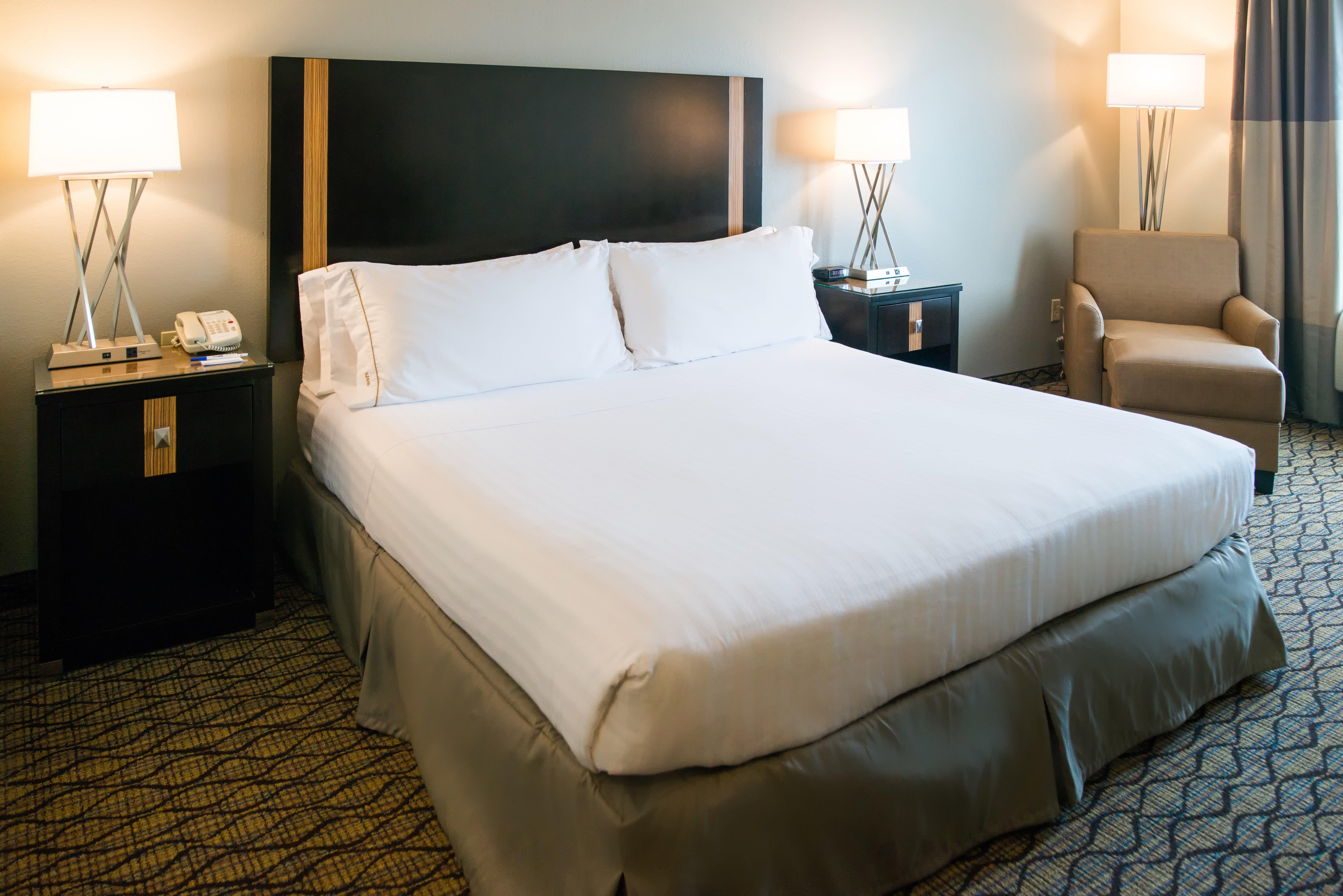 Holiday Inn Express Hotel & Suites Chanhassen By Ihg Exterior foto